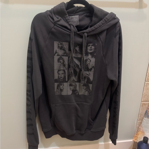 Taylor Swift Charcoal Graphic Hoodie - Picture 1 of 3
